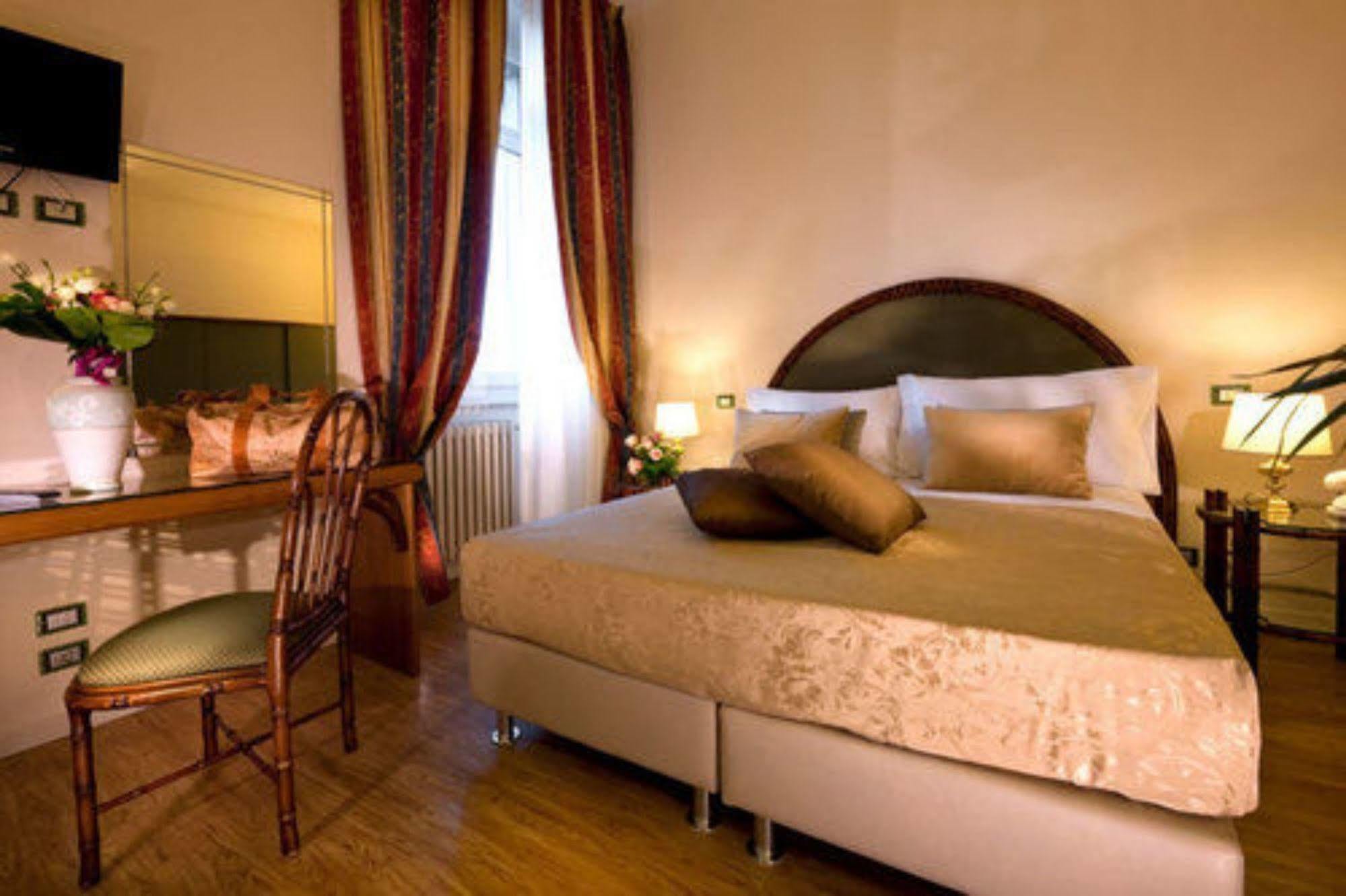 Grand Hotel Regina Salsomaggiore سالسوماجّوري تيرمي المظهر الخارجي الصورة